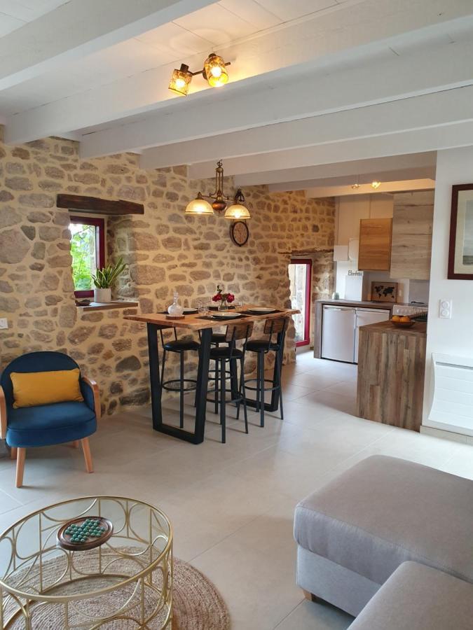 Le Domaine De La Petite Chevre Villa Ploumagoar Eksteriør bilde